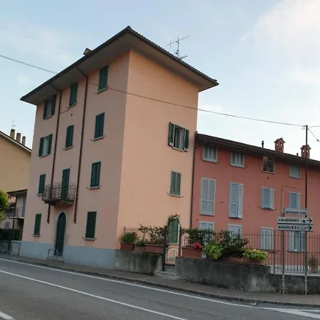 Apartment La Casa Di Anna Bellano